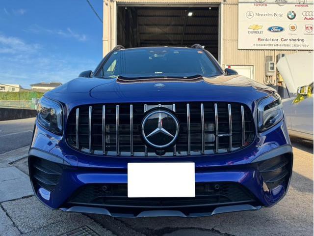 【　Goo-pit　】R4年式　メルセデス・ベンツ　ＧＬＢ　パナメリカーナグリル交換