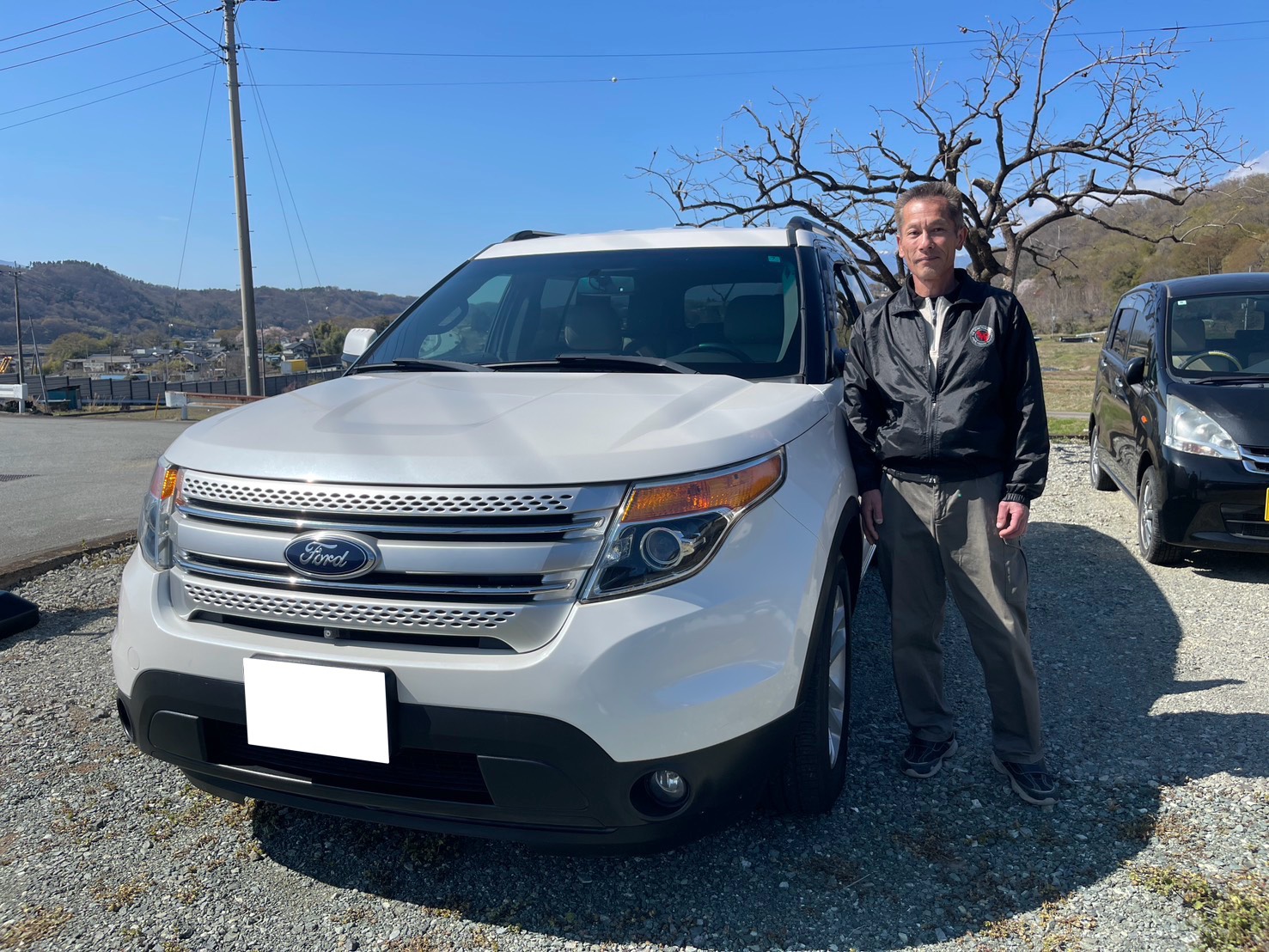 H24年式　フォード　エクスプローラー　山梨県　Ｓ様　納車おめでとうございます☆｜ベンツ・輸入車・国産車の新車・中古車販売・買取・カスタム｜FOR PRIDE.inc