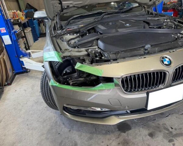 【　Goo-pit　】BMW３シリーズの左ヘッドが水没の為交換です！！