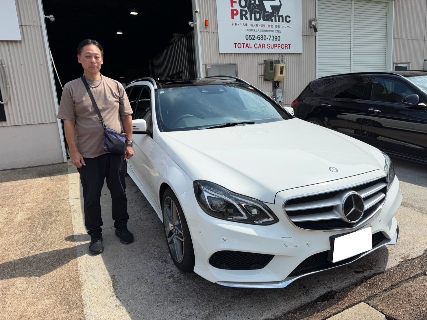 H28年式　メルセデスベンツ　ＥクラスワゴンＥ４００　納車おめでとうございます☆｜ベンツ・輸入車・国産車の新車・中古車販売・買取・カスタム｜FOR PRIDE.inc